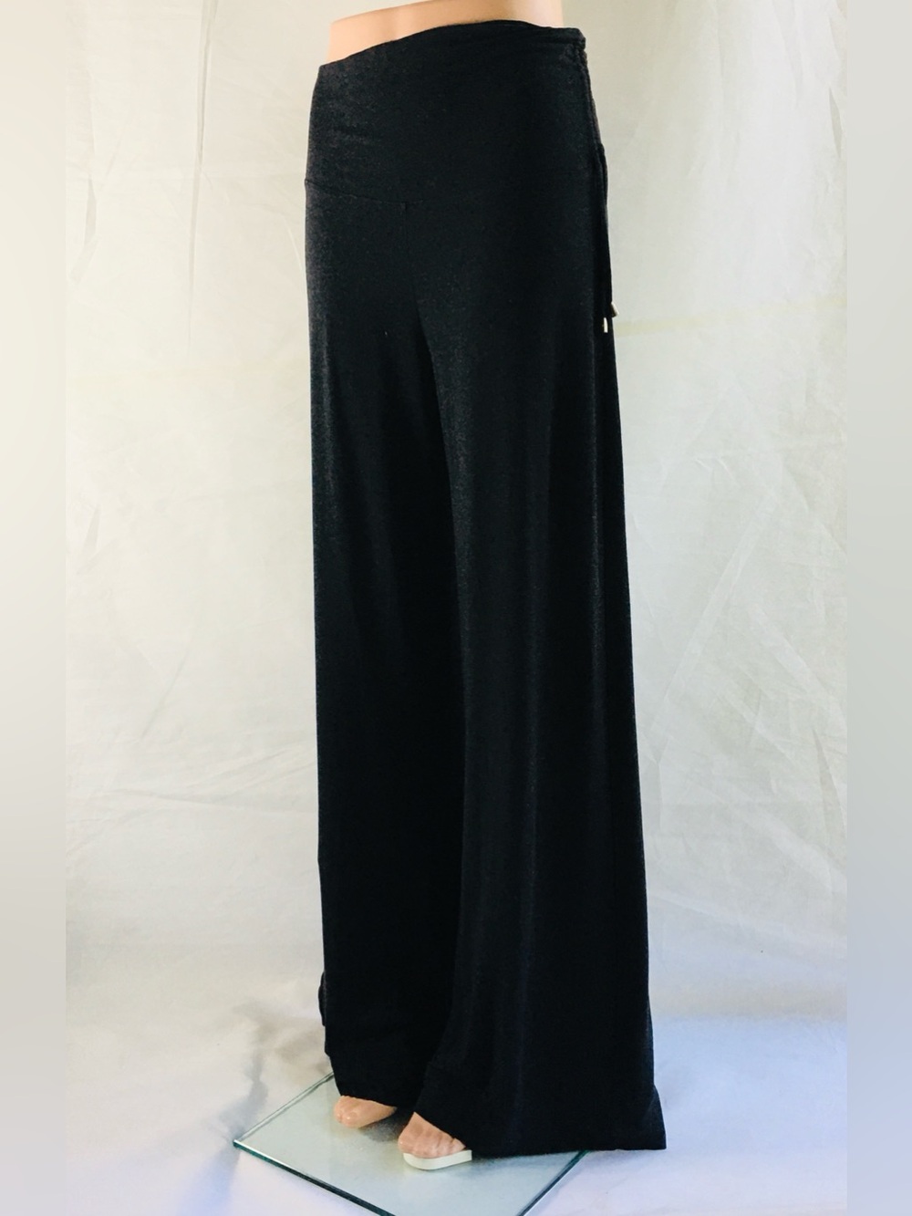 InPhorm black wide leg jersey part bamboo leggings wide waistband Size M NWOT